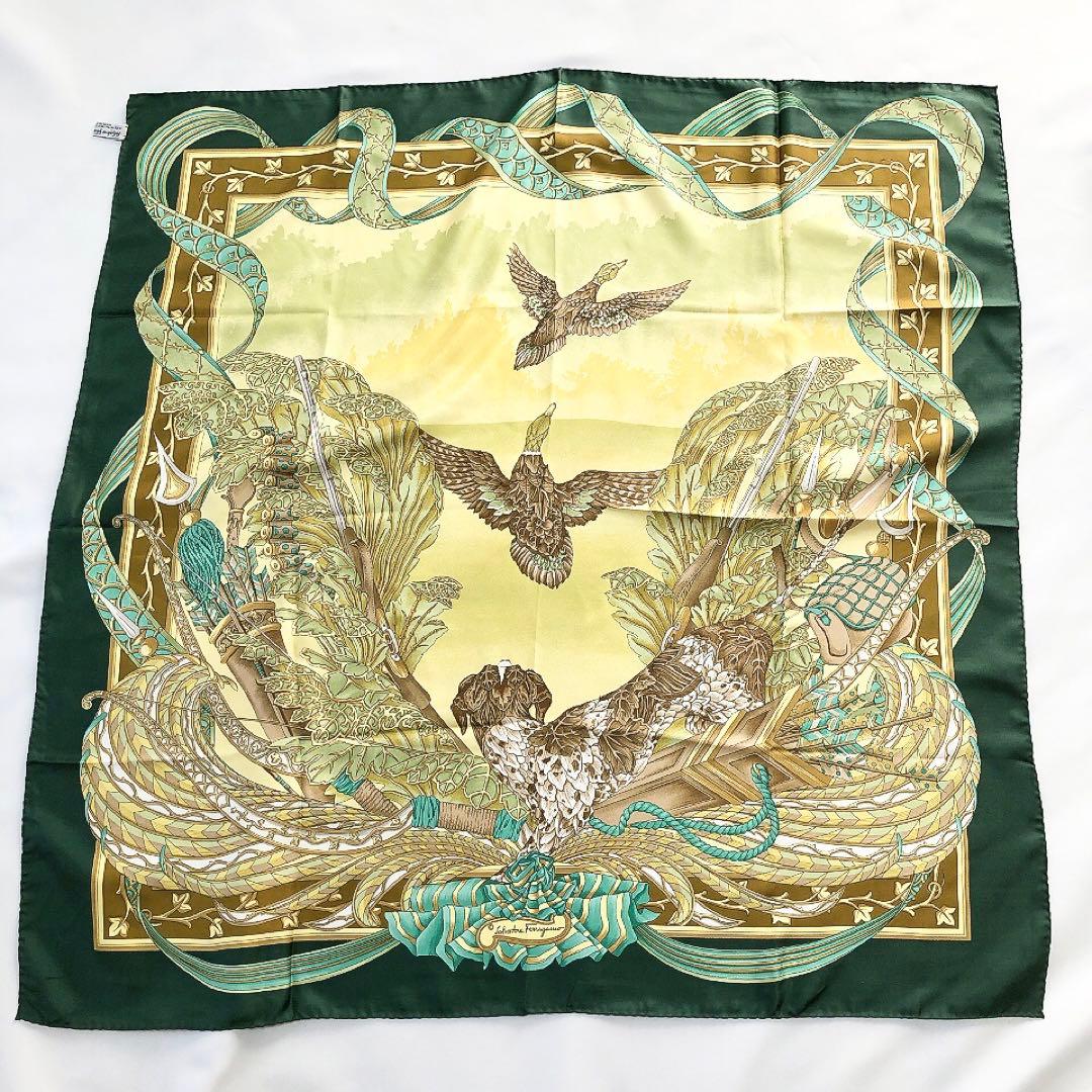 Ferragamo*フェラガモ　大判スカーフ　ヴィンテージ　鳥　オウム　シルク