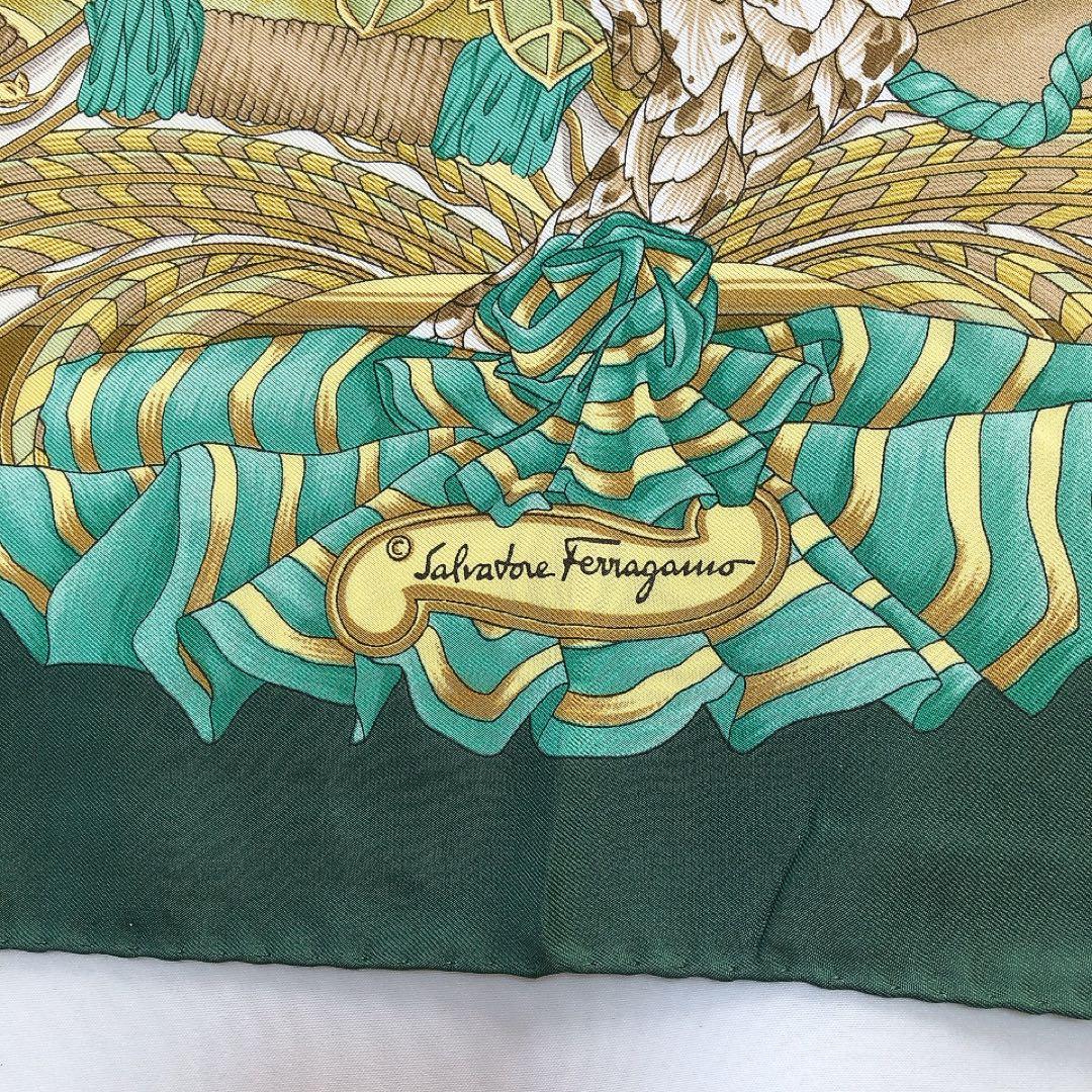 Ferragamo*フェラガモ　大判スカーフ　ヴィンテージ　鳥　オウム　シルク