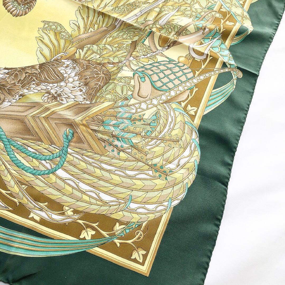 Ferragamo*フェラガモ　大判スカーフ　ヴィンテージ　鳥　オウム　シルク