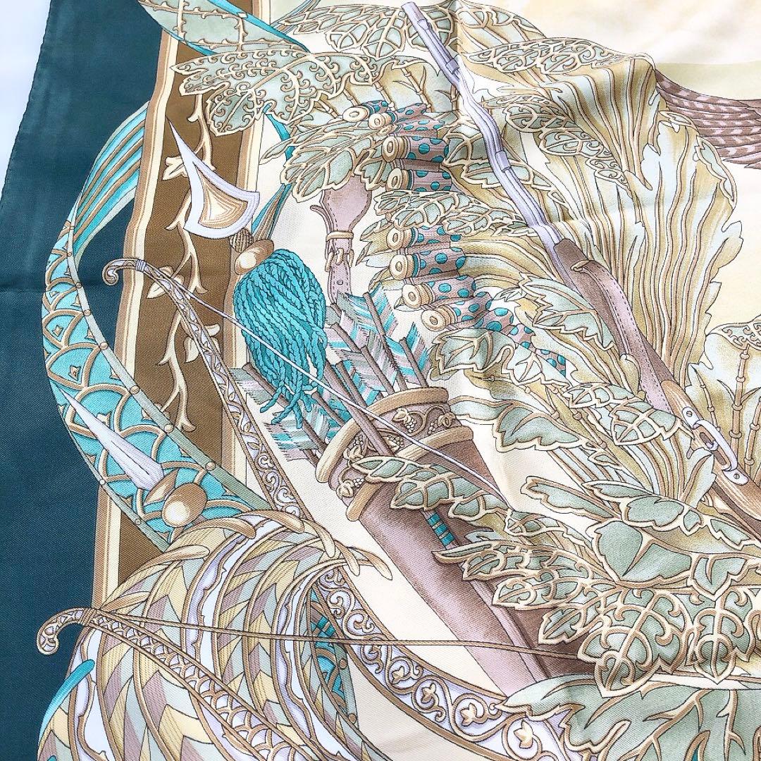 Ferragamo*フェラガモ　大判スカーフ　ヴィンテージ　鳥　オウム　シルク