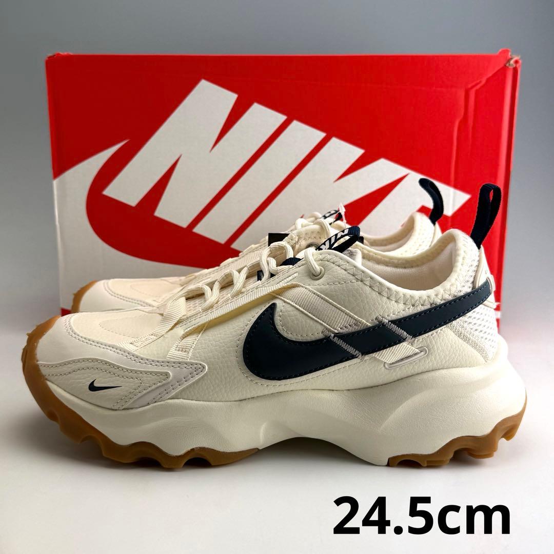 24cm ナイキ ウィメンズ TC 7900 ペールアイボリーアーモリーネイビー