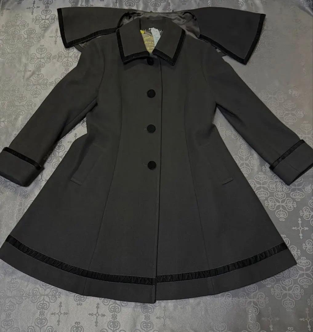 2/10までJaneMarpleベルベットトリミングのケープコート　ブラック