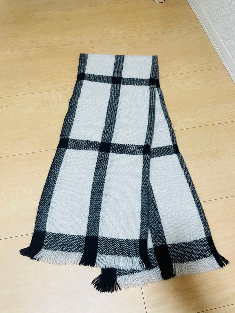 927　定価5.9万　Norlha【ノラ】ストール ヤク ブラックホワイト