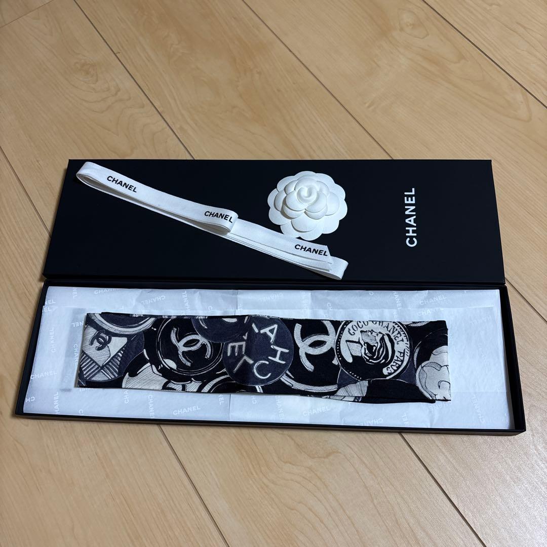 CHANEL ロゴプリント スカーフ　ヘアバンド