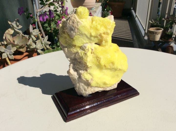 サルファー 硫黄 原石 綺麗な黄色