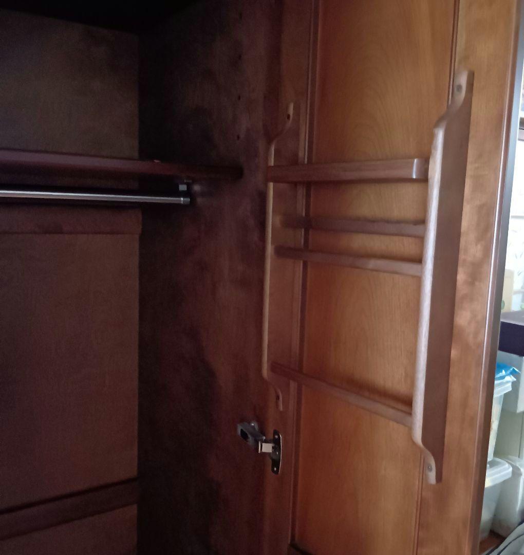 洋服タンス　ワードローブ