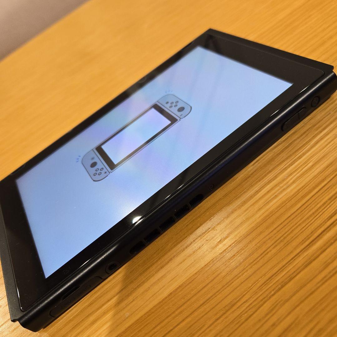 Nintendo Switch 本体 ハンドル 他社コントローラー付