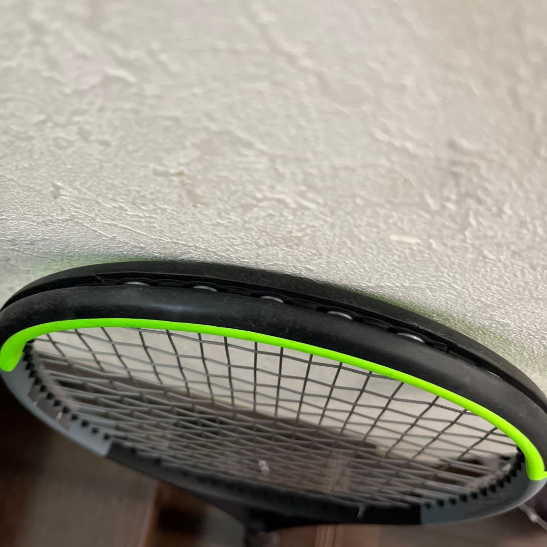 硬式テニス ラケット　ウィルソン　ブレード　100 V7.0 G2 16×19
