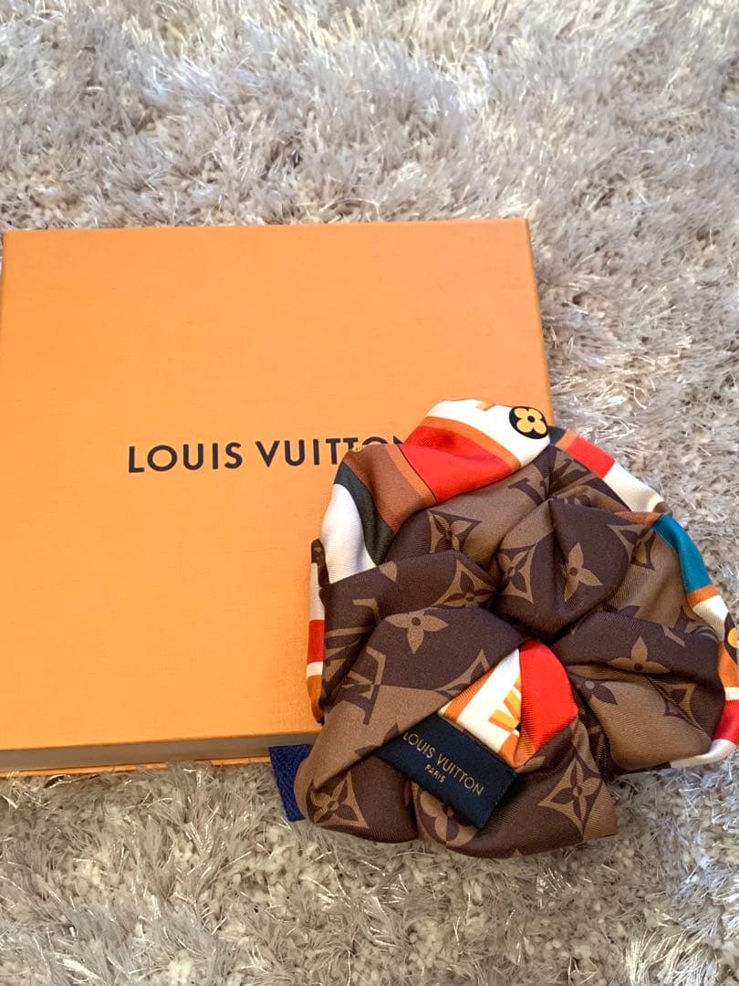 @HYSTERIC ☆ LOUIS VUITTON シュシュ