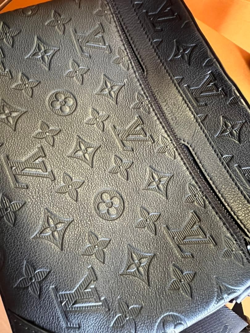 松坂屋本店購入LOUIS VUITTON 　トリオメッセンジャー