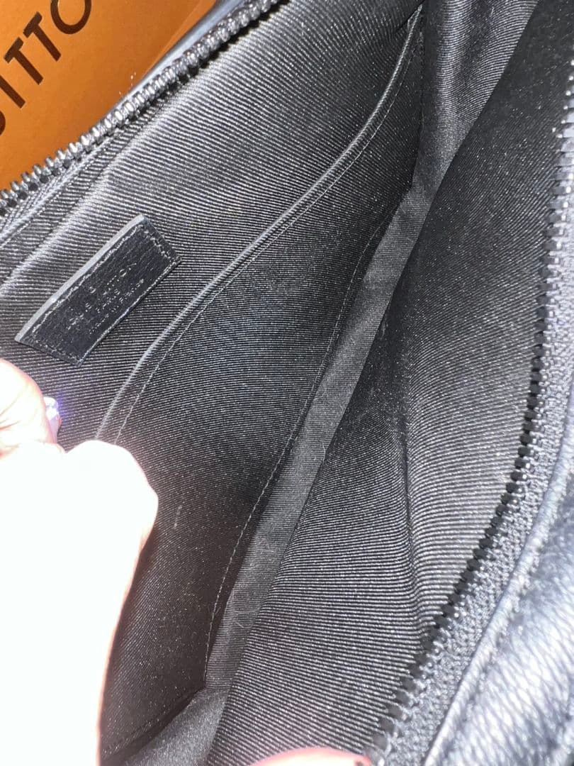 松坂屋本店購入LOUIS VUITTON 　トリオメッセンジャー