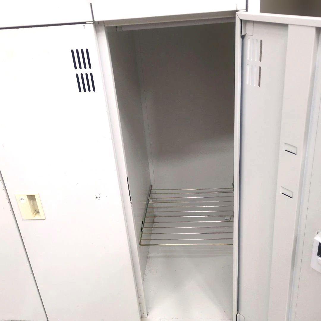 縦型オフィスロッカー 6人用 鍵付4ヵ所