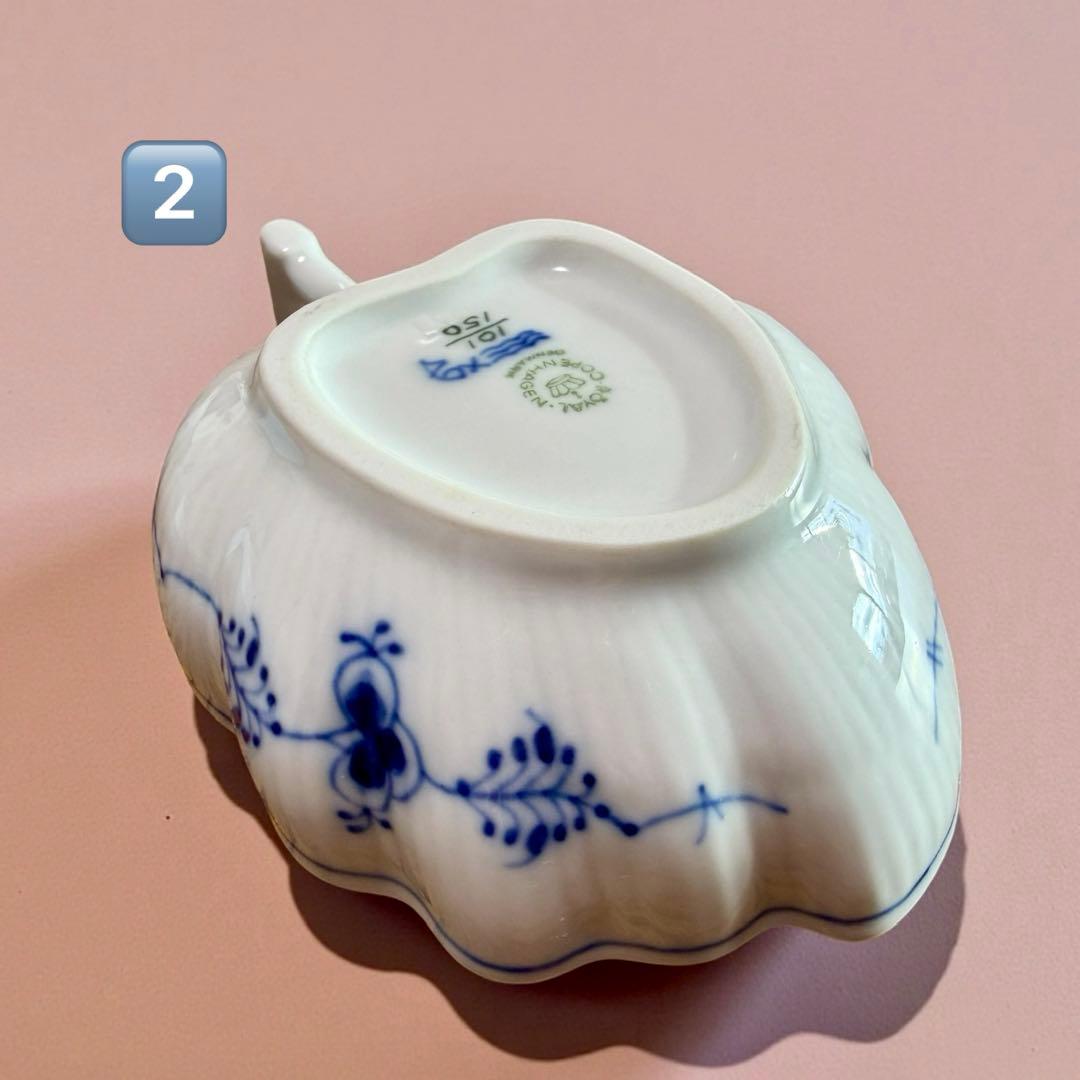 希少　ロイヤルコペンハーゲン　スモールリーフディッシュ　 2️⃣