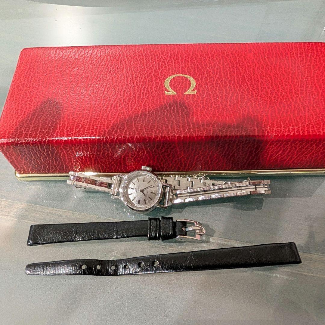 Sometimes@　OMEGA De Ville 自動巻き時計 シルバー