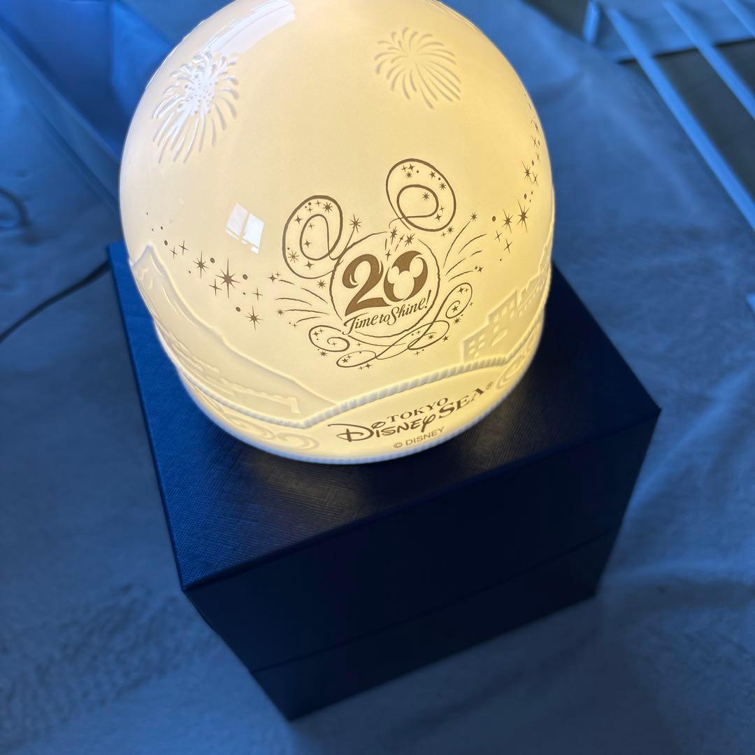 東京ディズニーシー 20周年 卓上ドーム型ランプ
