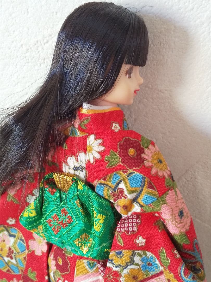 ♥箱無し・新品♥　2000年発売・旧タカラ黒髪着物ジェニー