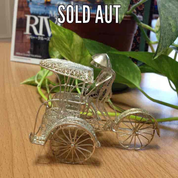 SOLD AUT アジアン 雑貨 自転車に乗る人