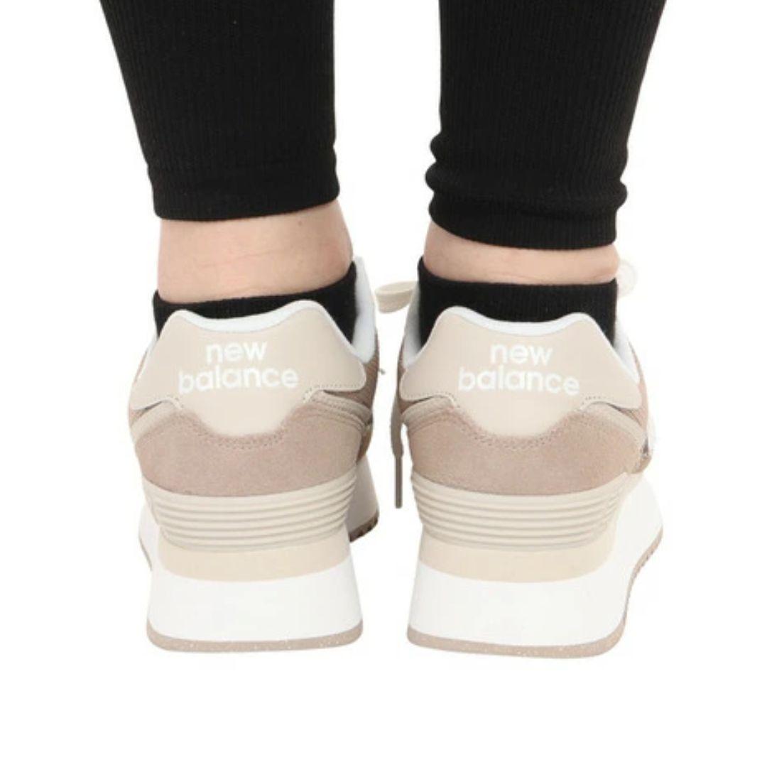 新品未使用箱付きニューバランスnew balanceスニーカー 574　厚底