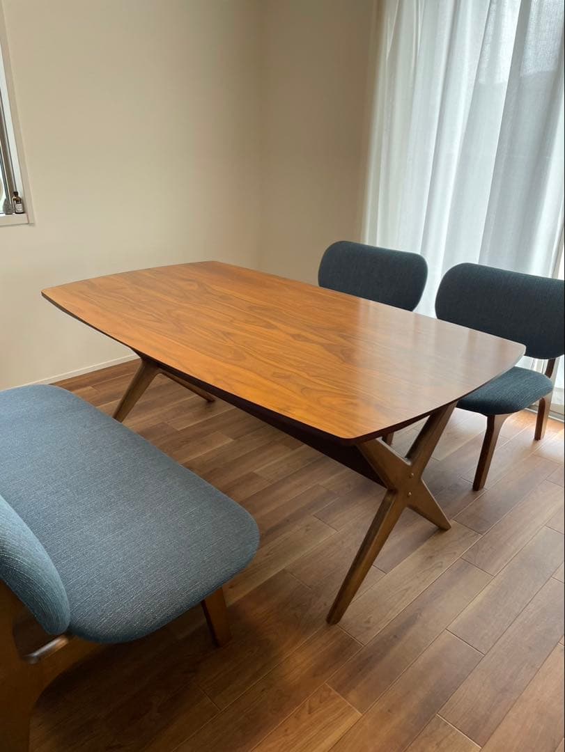 ニトリ　リビングダイニングテーブル　リラックスワイド