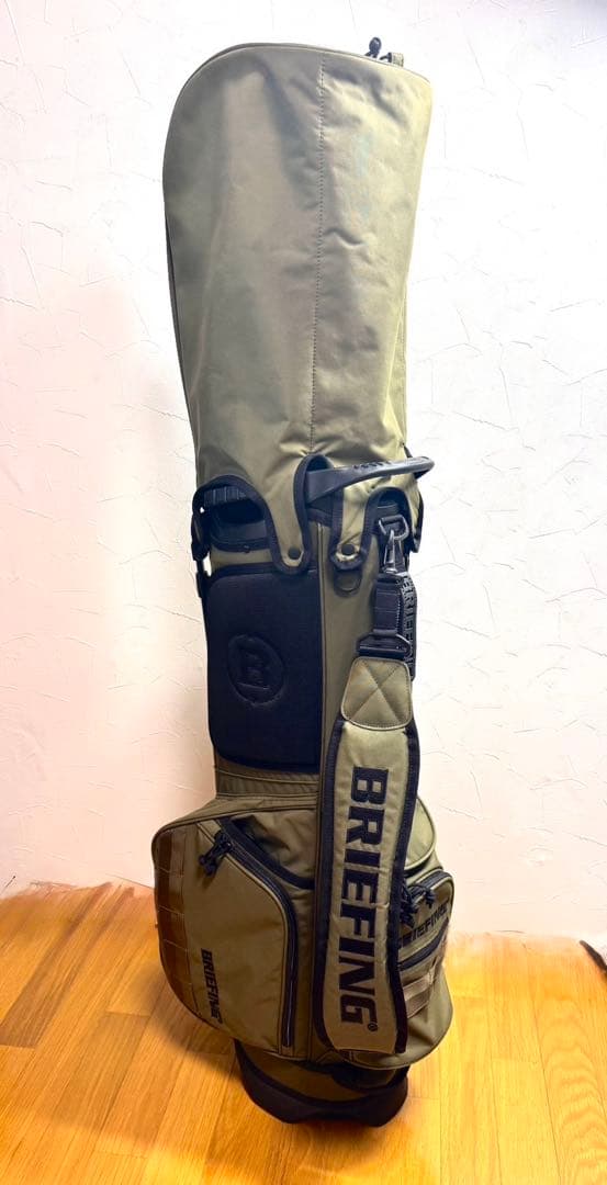 BRIEFINGgolfキャディバッグ(限定色)