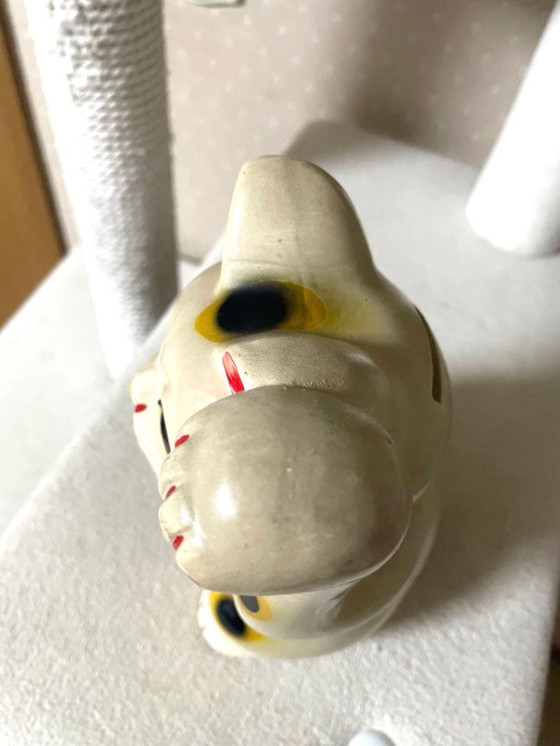 招き猫　貯金箱