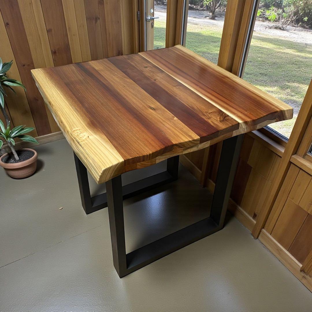 高級　ベトナム製　座卓としても使えるモンキーポッド　一枚板　ダイニングテーブル