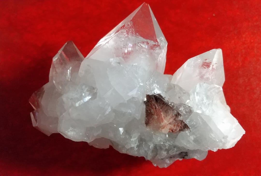 アポフィライト(魚眼石)クラスター