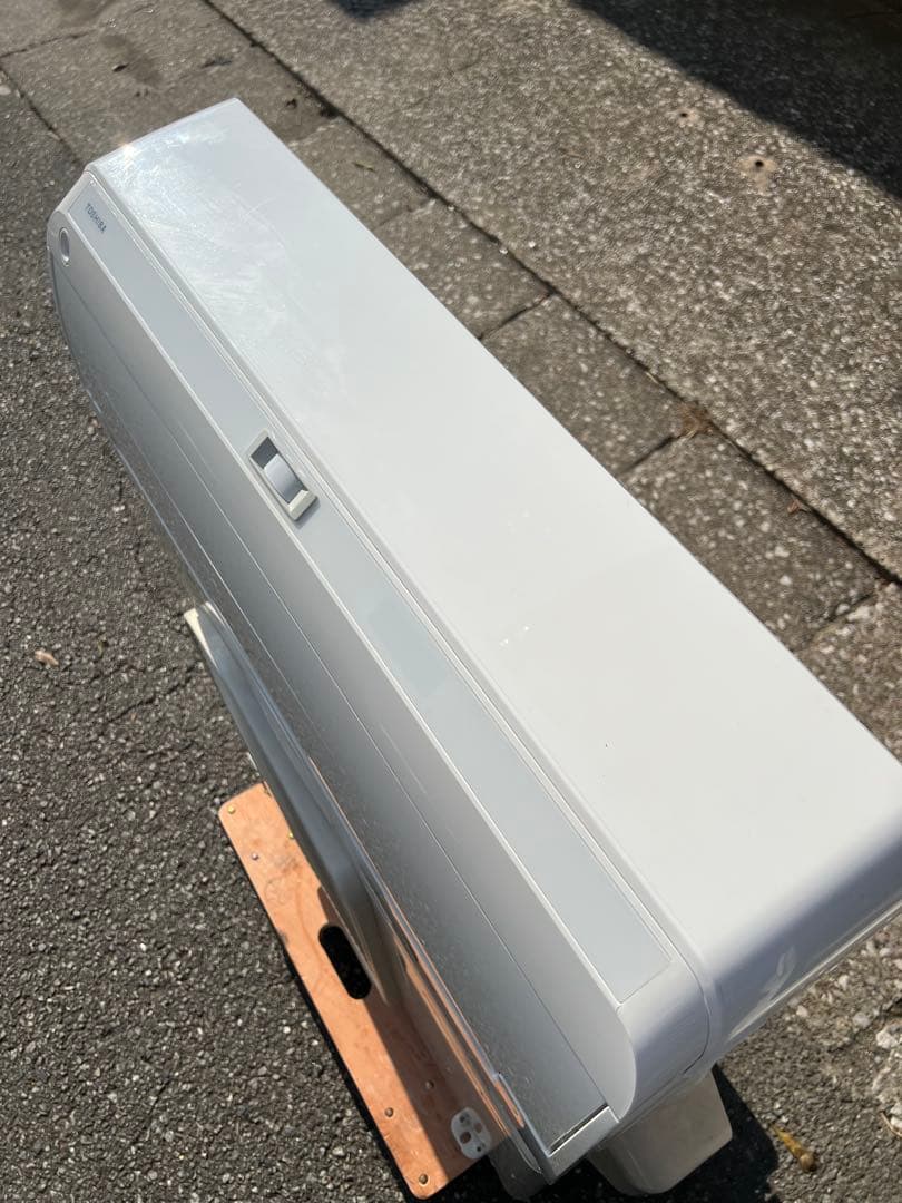 東芝 エアコン14畳 RAS-J401RT 2022製 1シーズン使用品 美品