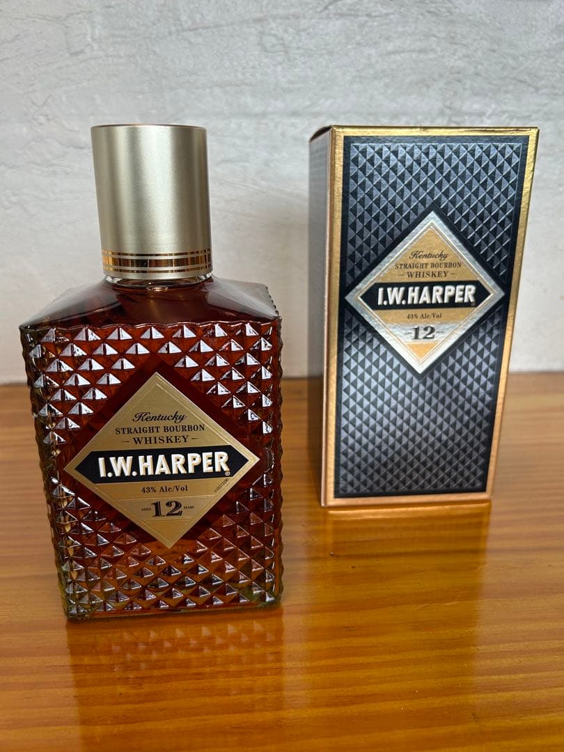 I.W. HARPER 12年 ストレートバーボンウイスキー