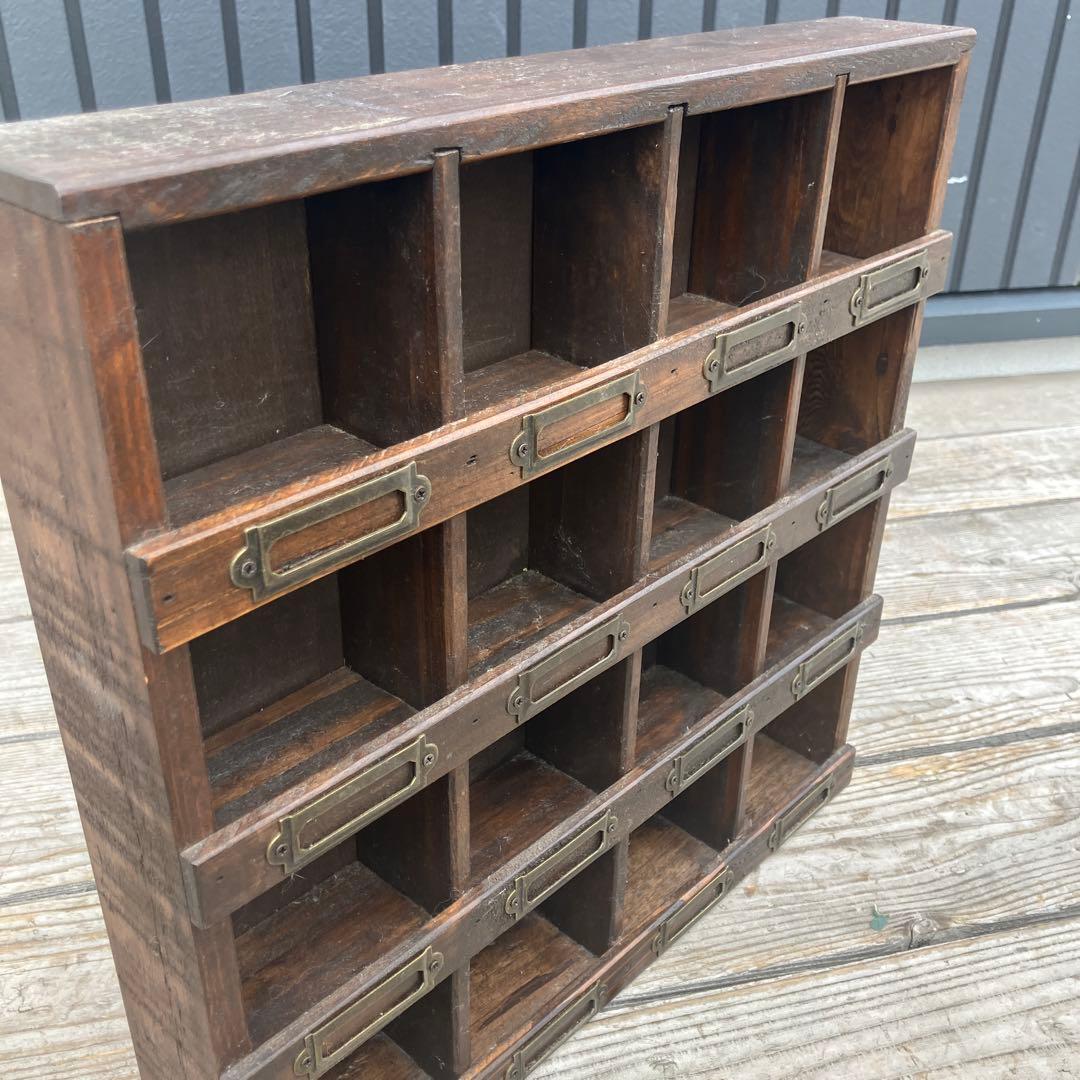 アンティーク 木製キャビネット コレクションラック 展示 4段16個収納 飾り棚