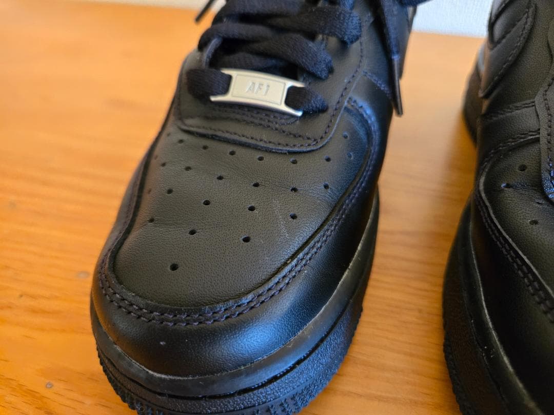 ナイキ エア フォース 1 '07 ウィメンズ 24.5cm