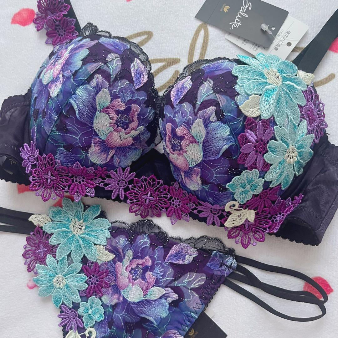 ワコール　サルート 南アフリカ　51G VI ブラ　ソング　M