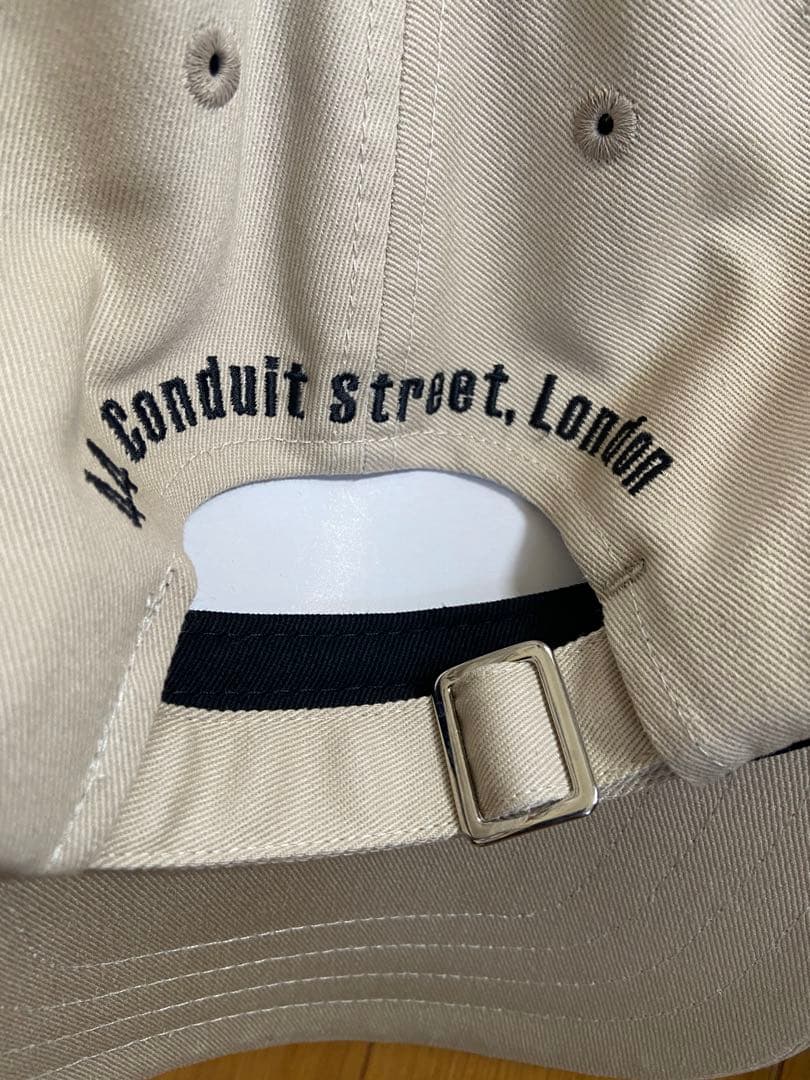 【新品】ヴィヴィアン ウエストウッド ベージュキャップ プレゼントにも！