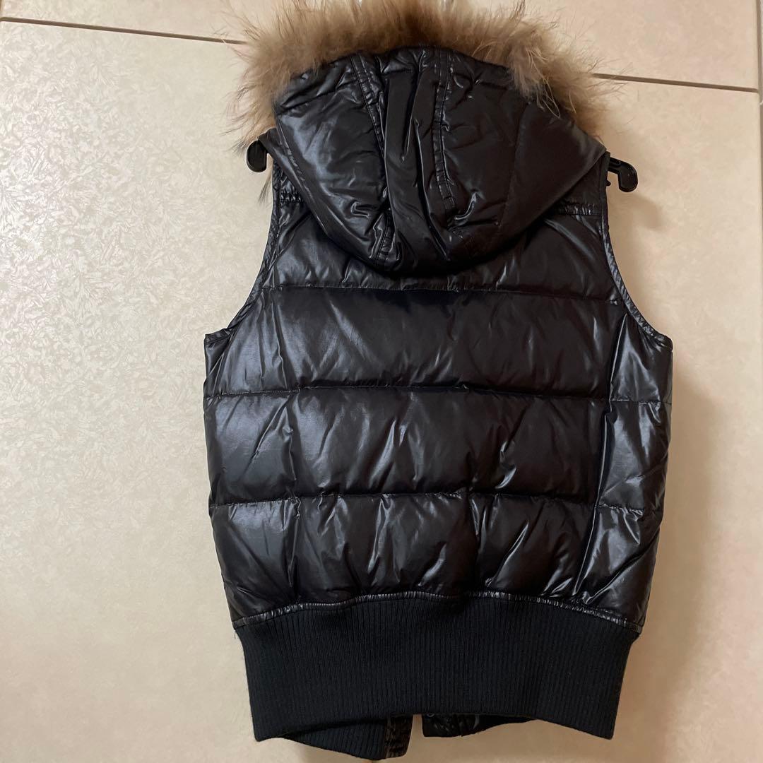 BURBERRY BLUE LABEL ダウンベスト 38サイズ ブラック