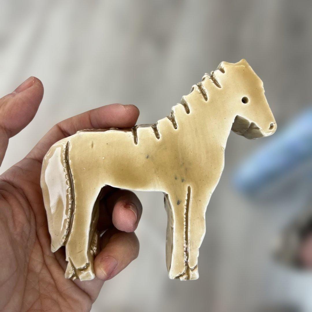 週末セール！MV% はちみつ色の馬