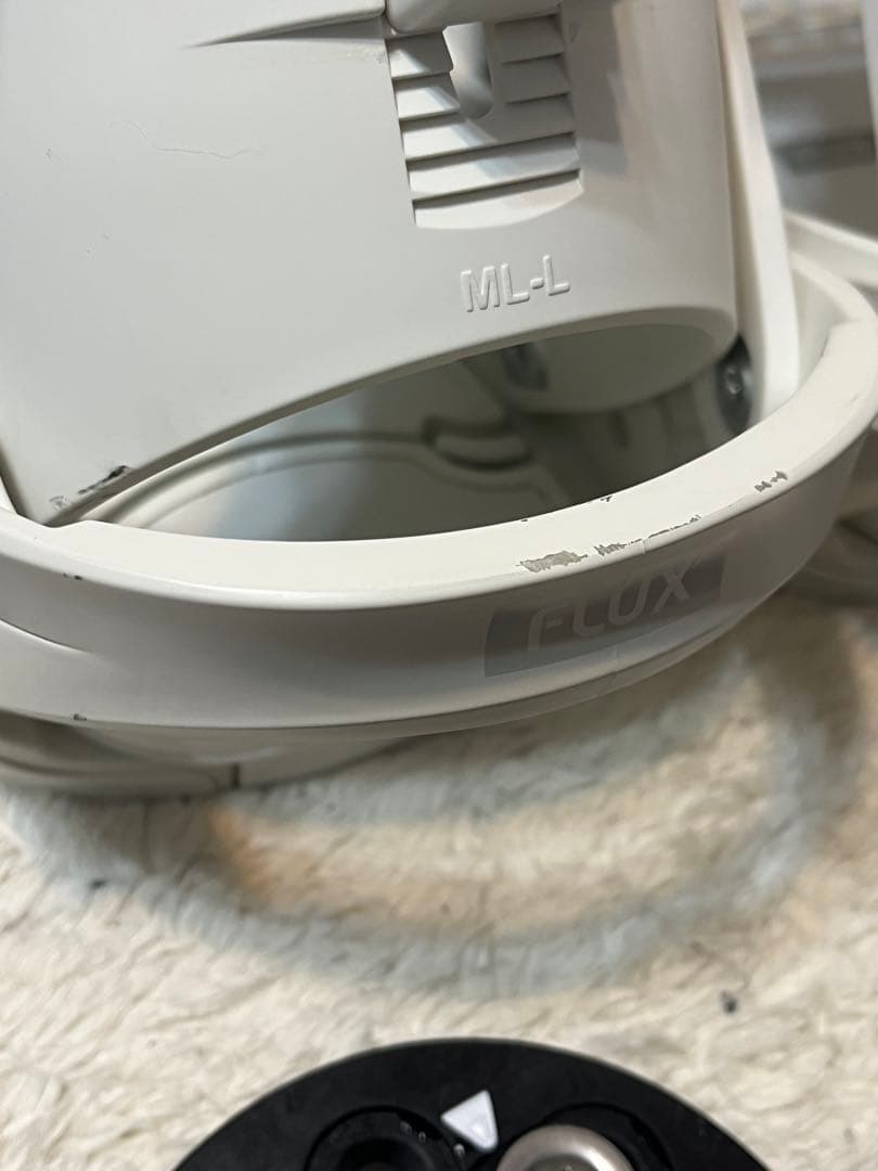 25-26 FLUX フラックス XF Mサイズ　ホワイト