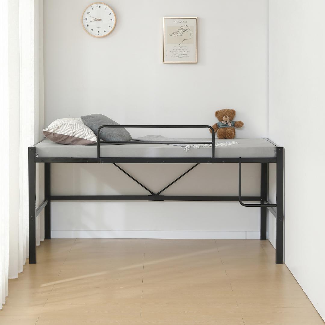 【新品】ロフトベッド シングル 高さ90cm 省スペース スチール製 北欧風