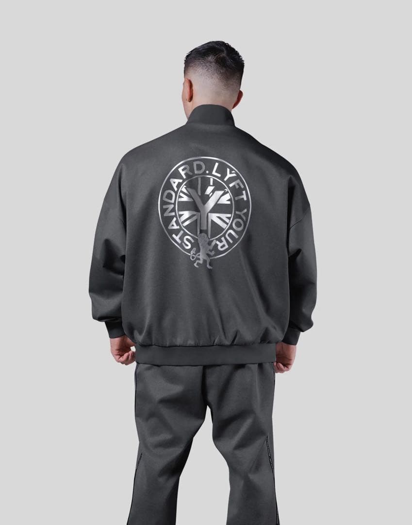 K*様 LYFT リフト エンブレム ジャケット ジョガーパンツ セットアップ