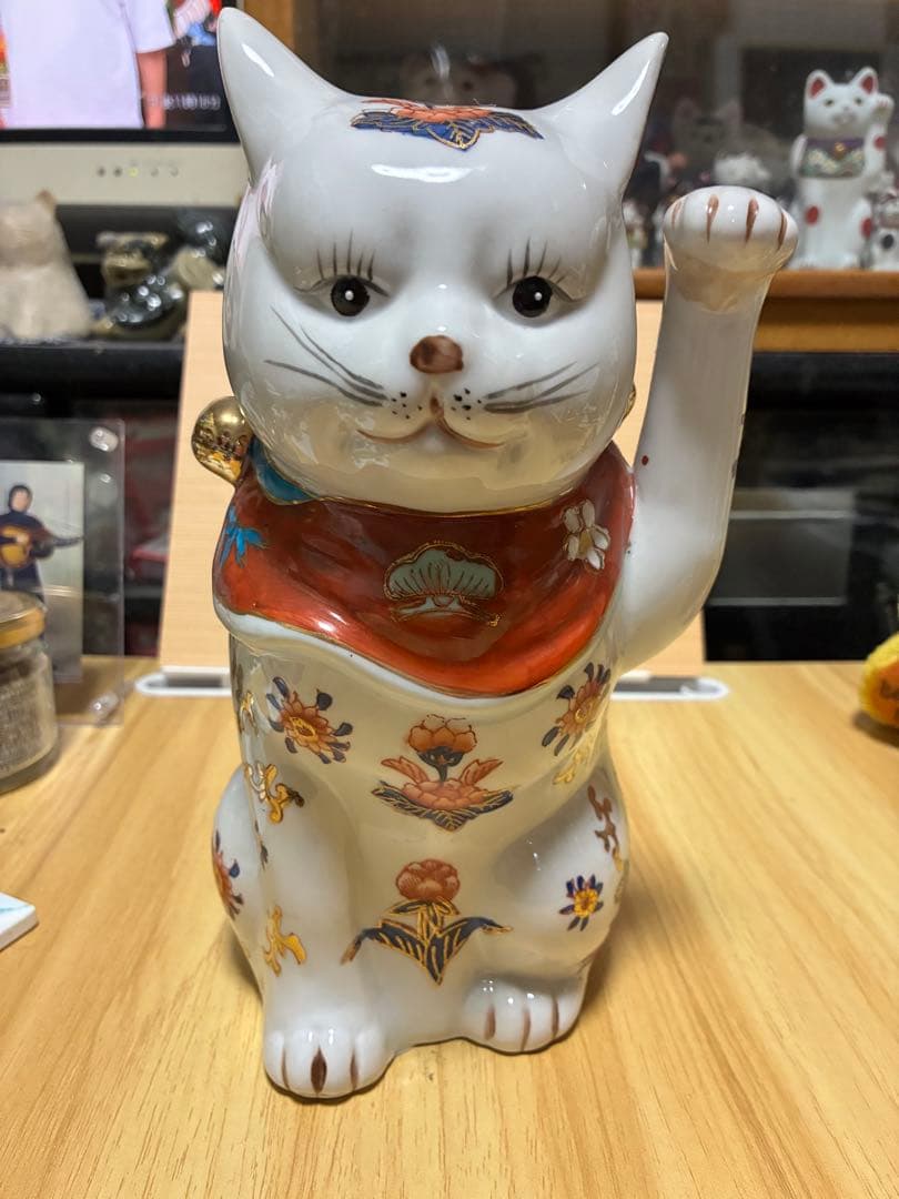 伊万里焼 招き猫 アンティーク 左手上げ 美品