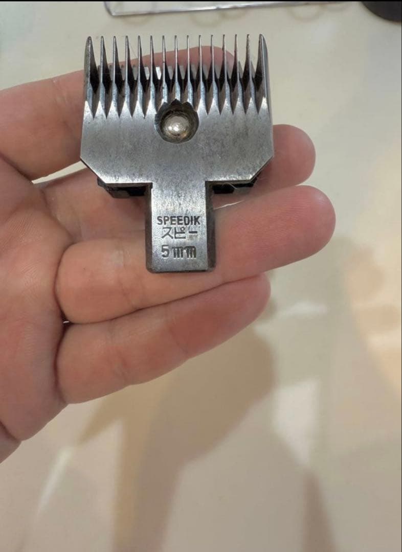 SPEEDIK DC-6 電動バリカン　バリカン刃8個セット♪