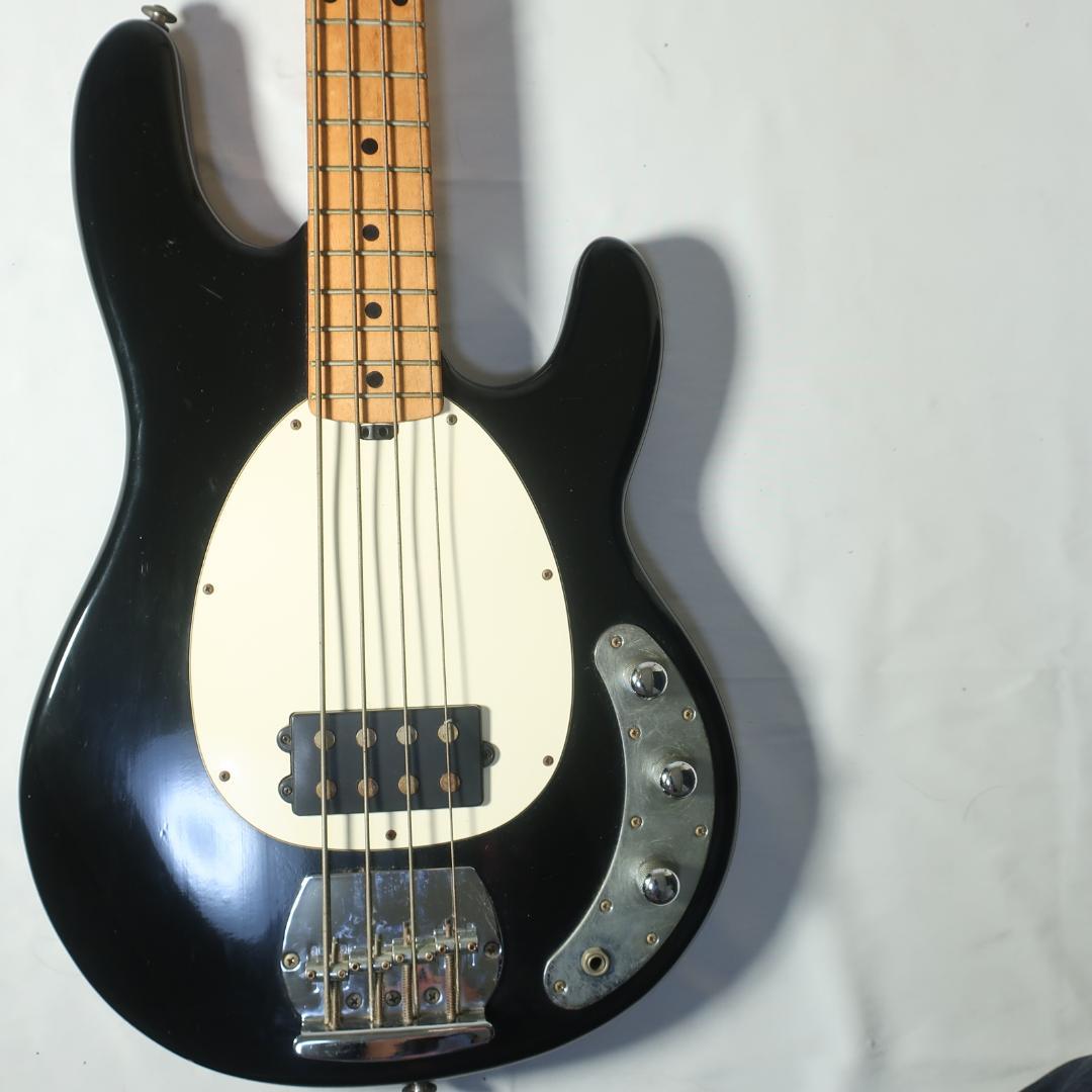 OLP by ERNIE BALL StingRayタイプ エレキベース