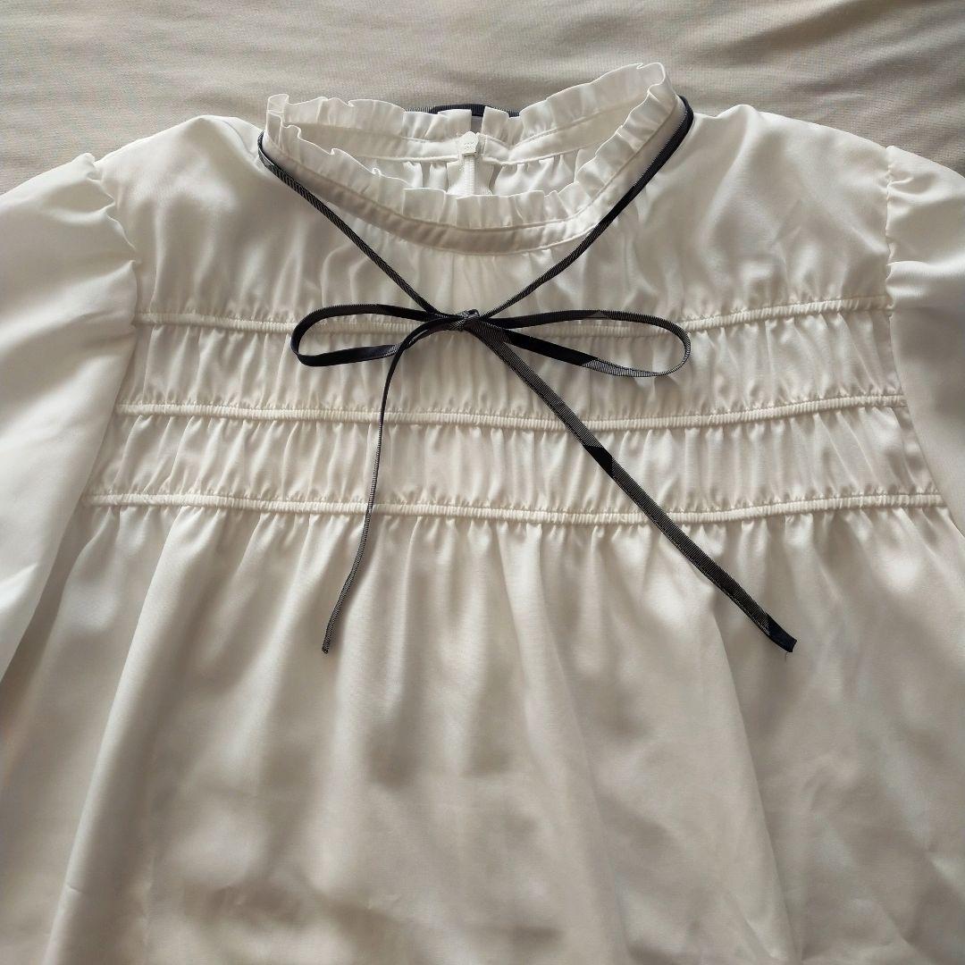 ブルーレーベルクレストブリッジ コットンライクスパンローンシャーリングブラウス