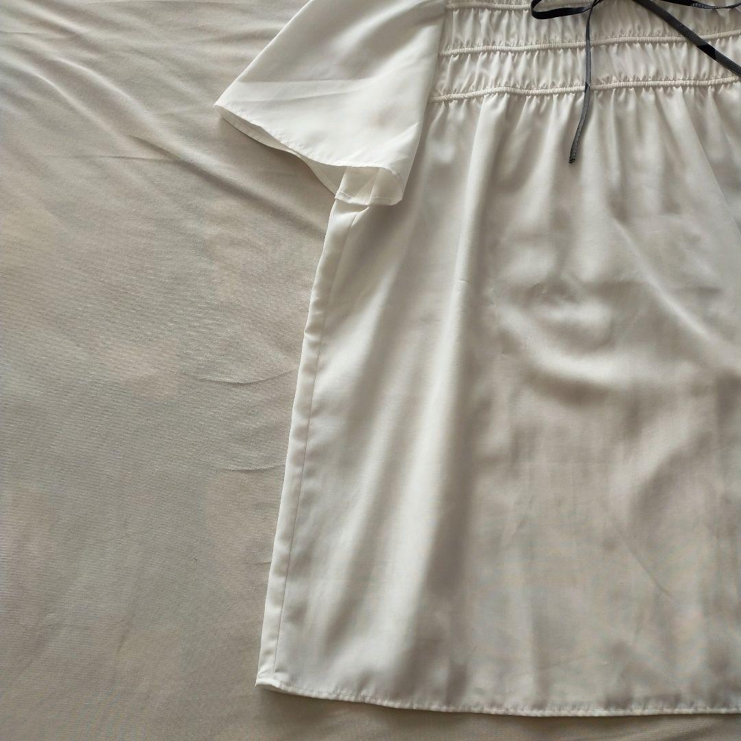 ブルーレーベルクレストブリッジ コットンライクスパンローンシャーリングブラウス