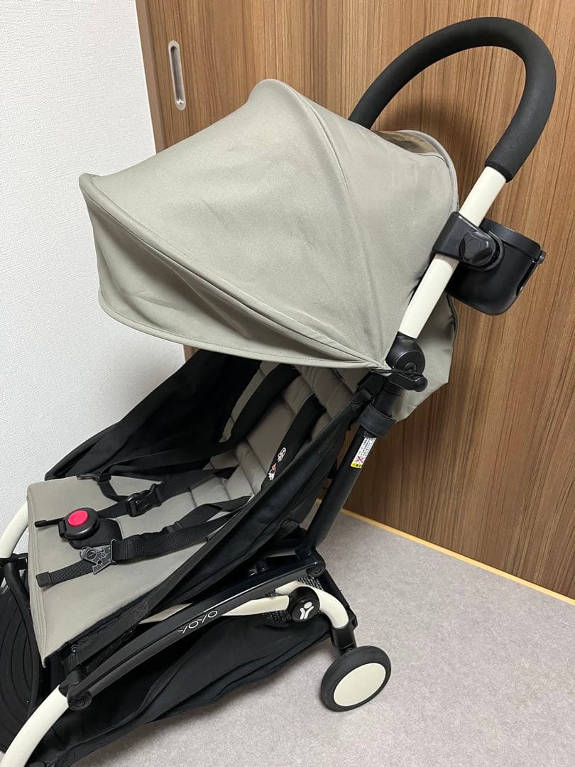 BABYZEN YOYO ベビーカー グレー x ブラック　ベビーゼン　ヨヨ