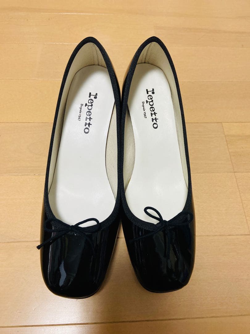レペット　新品未使用　黒パンプス