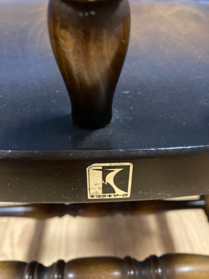 キツツキ　アンティーク調　チェア　ヴィンテージ　ダイニングチェア　アームチェア