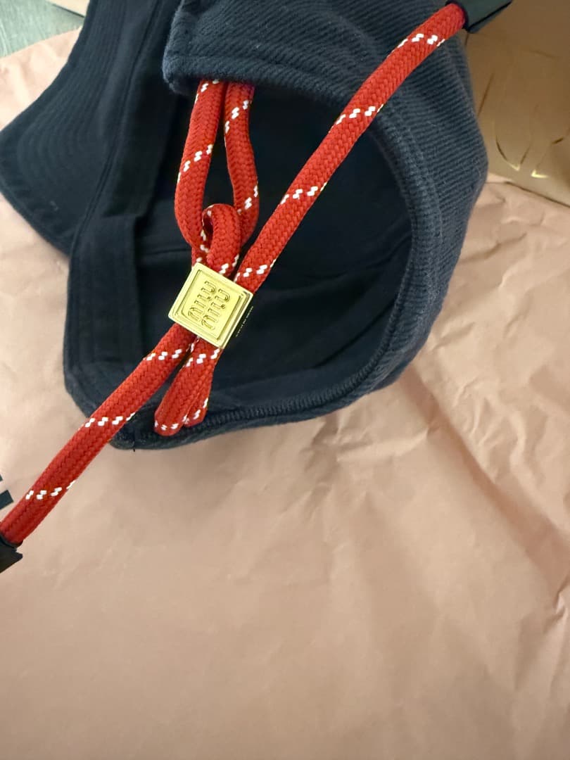 MIUMIU デニム ベースボールキャップ 正規品　新作