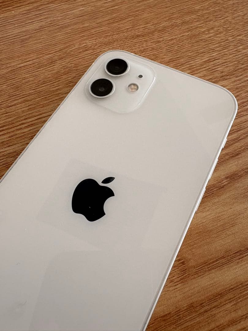 Apple iPhone12 ホワイト64GB 美品