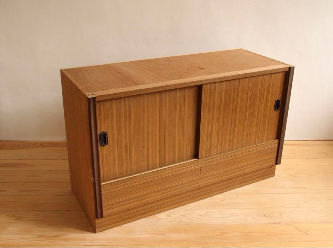 収納棚　棚　本棚　引戸　レトロ家具　古家具　ビンテージ　アンティーク　レトロ