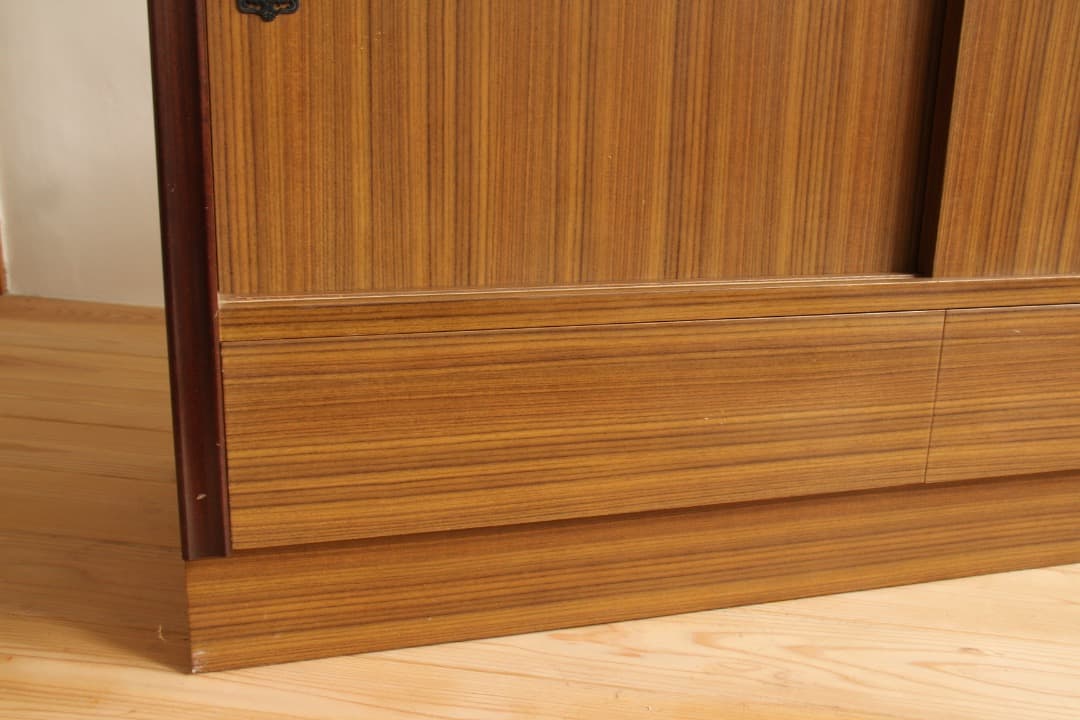 収納棚　棚　本棚　引戸　レトロ家具　古家具　ビンテージ　アンティーク　レトロ